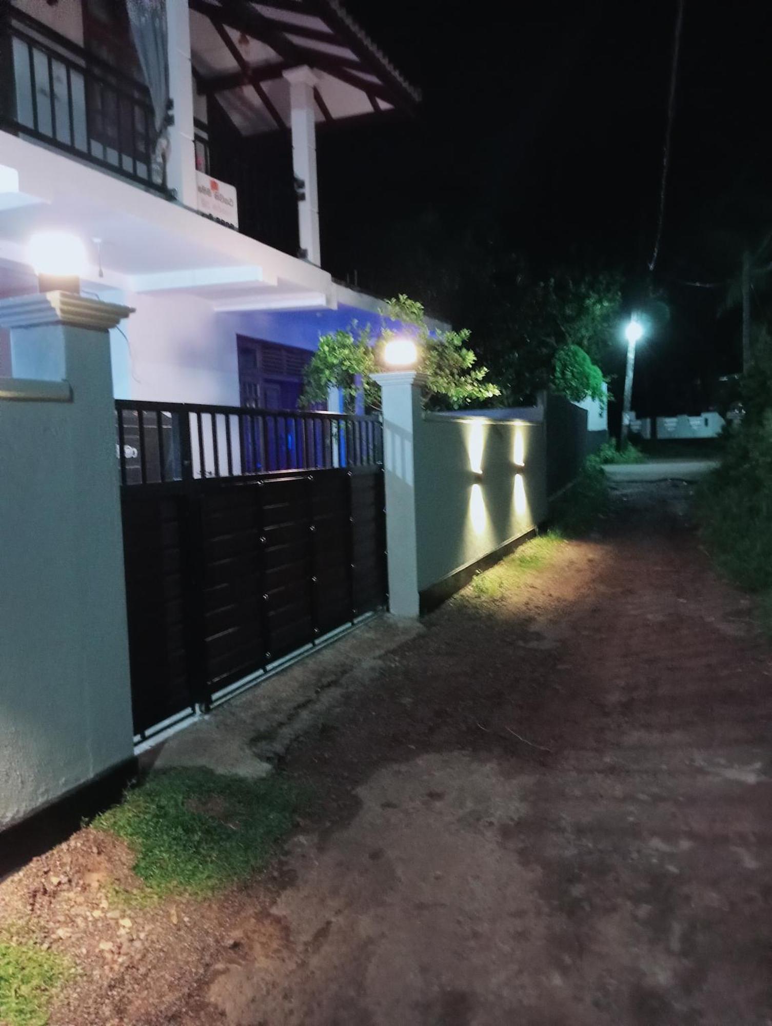 Great Yeheni Villa هيكادوفا المظهر الخارجي الصورة