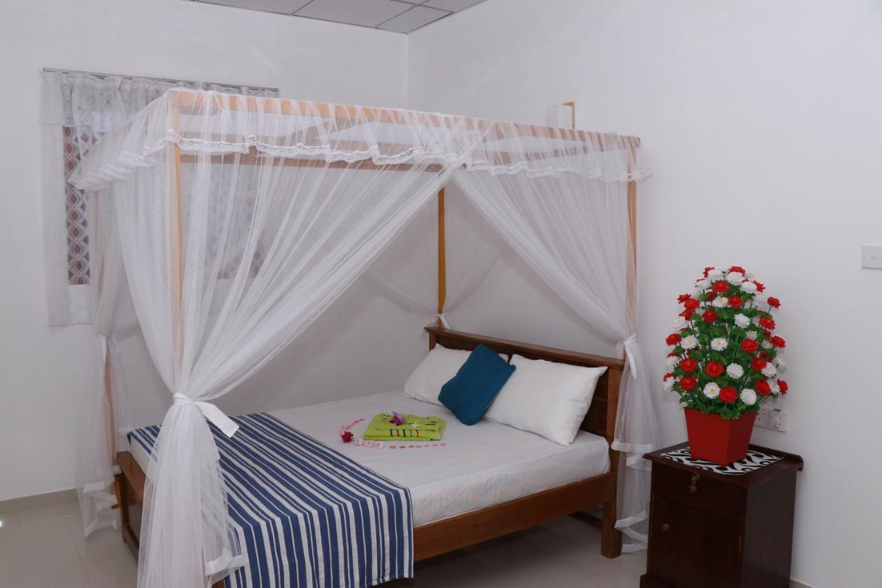 Great Yeheni Villa هيكادوفا المظهر الخارجي الصورة