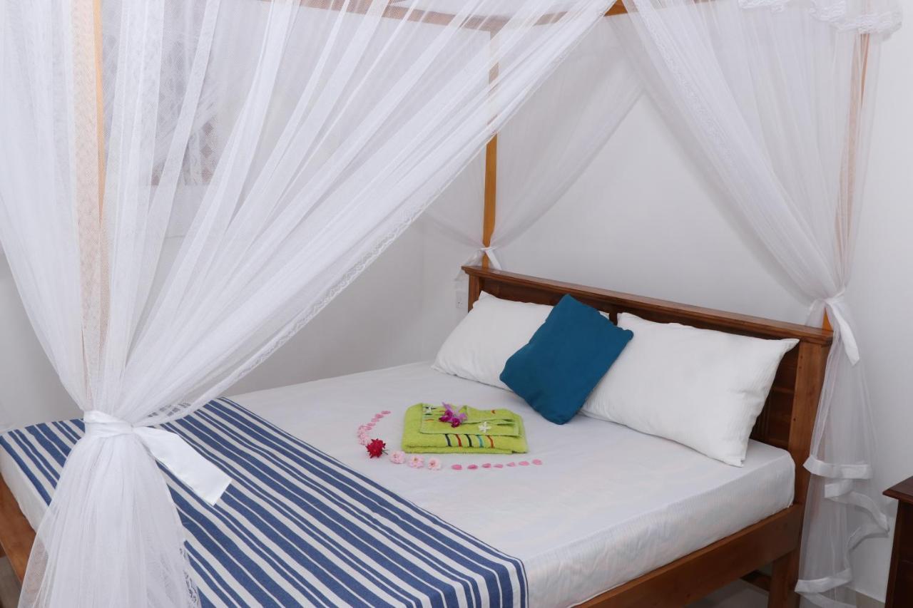 Great Yeheni Villa هيكادوفا المظهر الخارجي الصورة