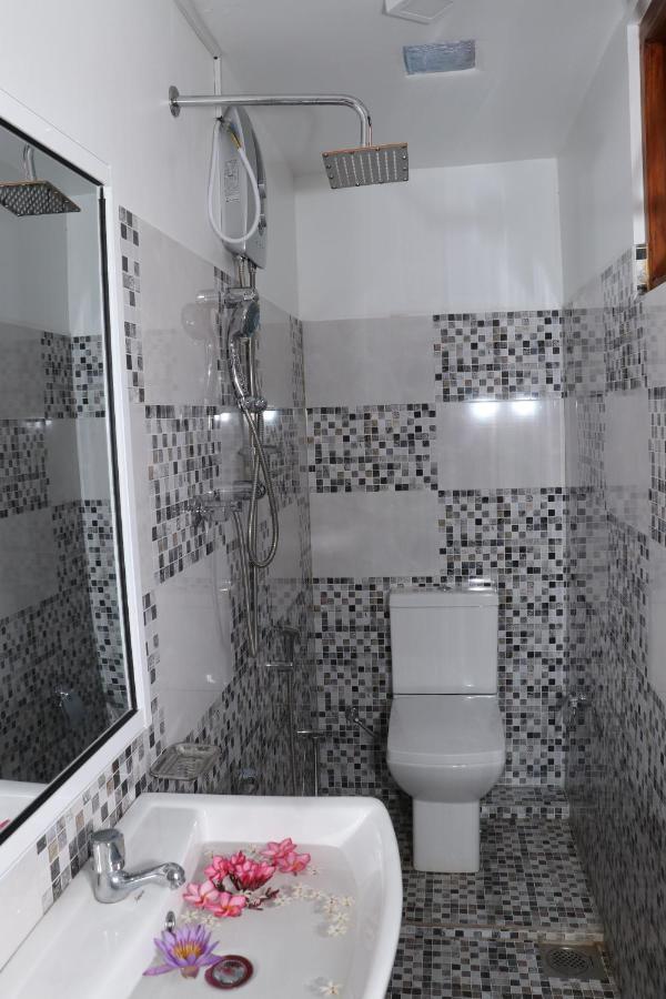 Great Yeheni Villa هيكادوفا المظهر الخارجي الصورة