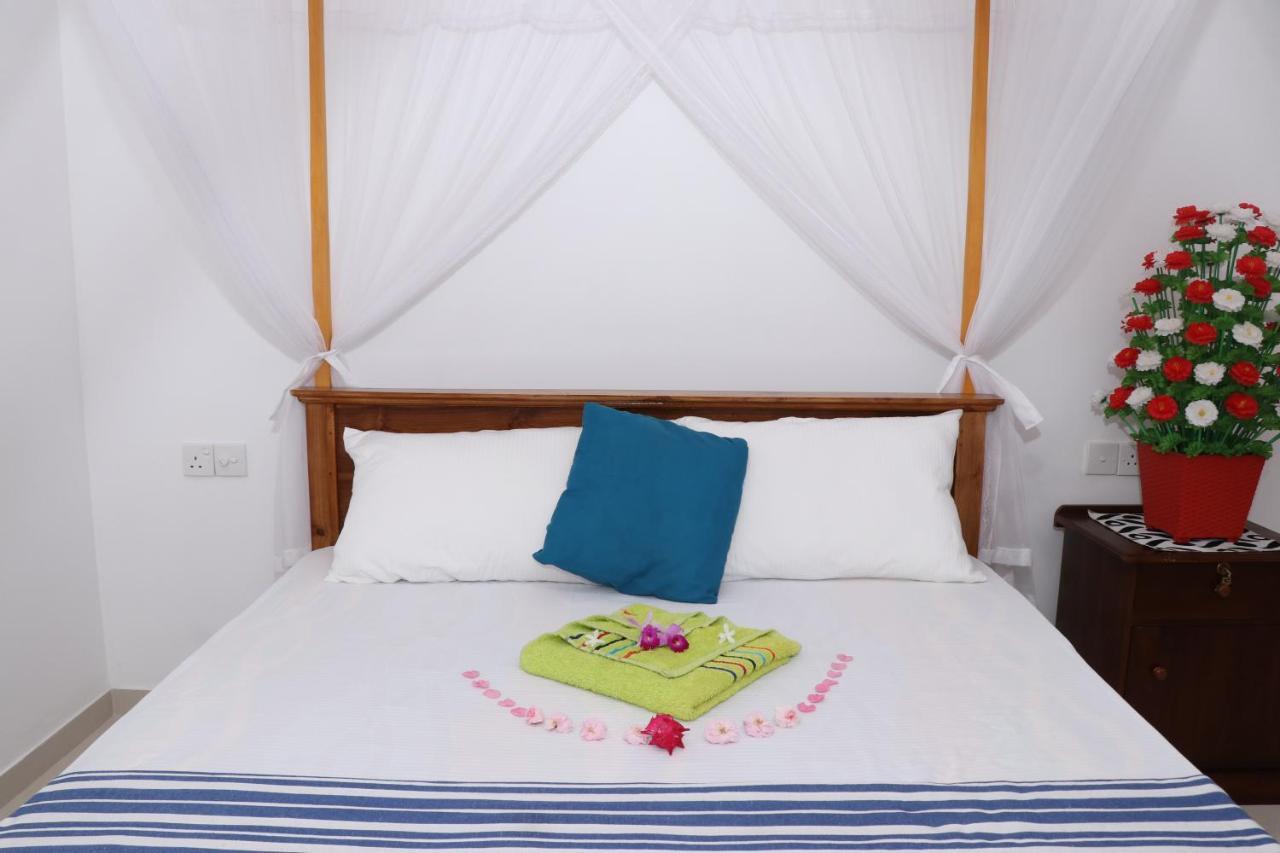 Great Yeheni Villa هيكادوفا المظهر الخارجي الصورة