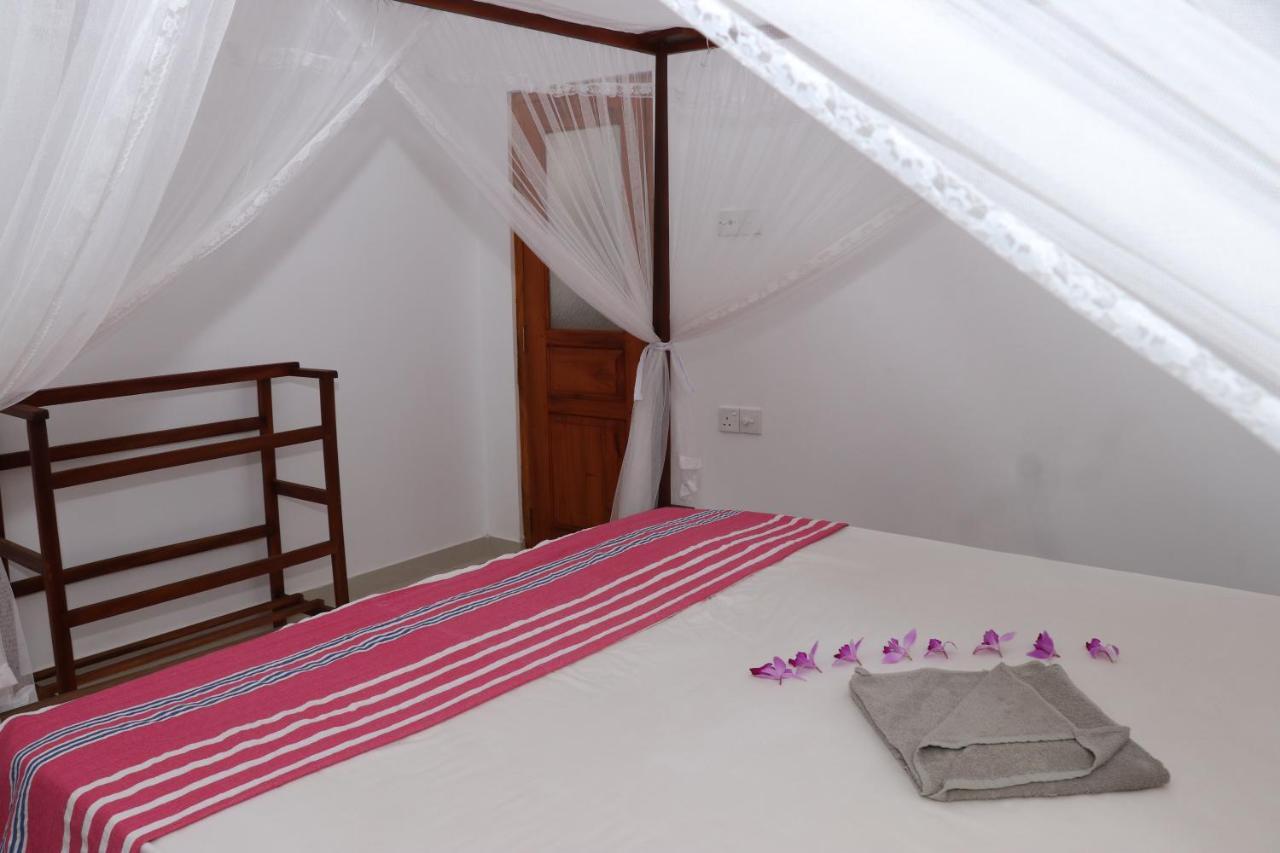 Great Yeheni Villa هيكادوفا المظهر الخارجي الصورة