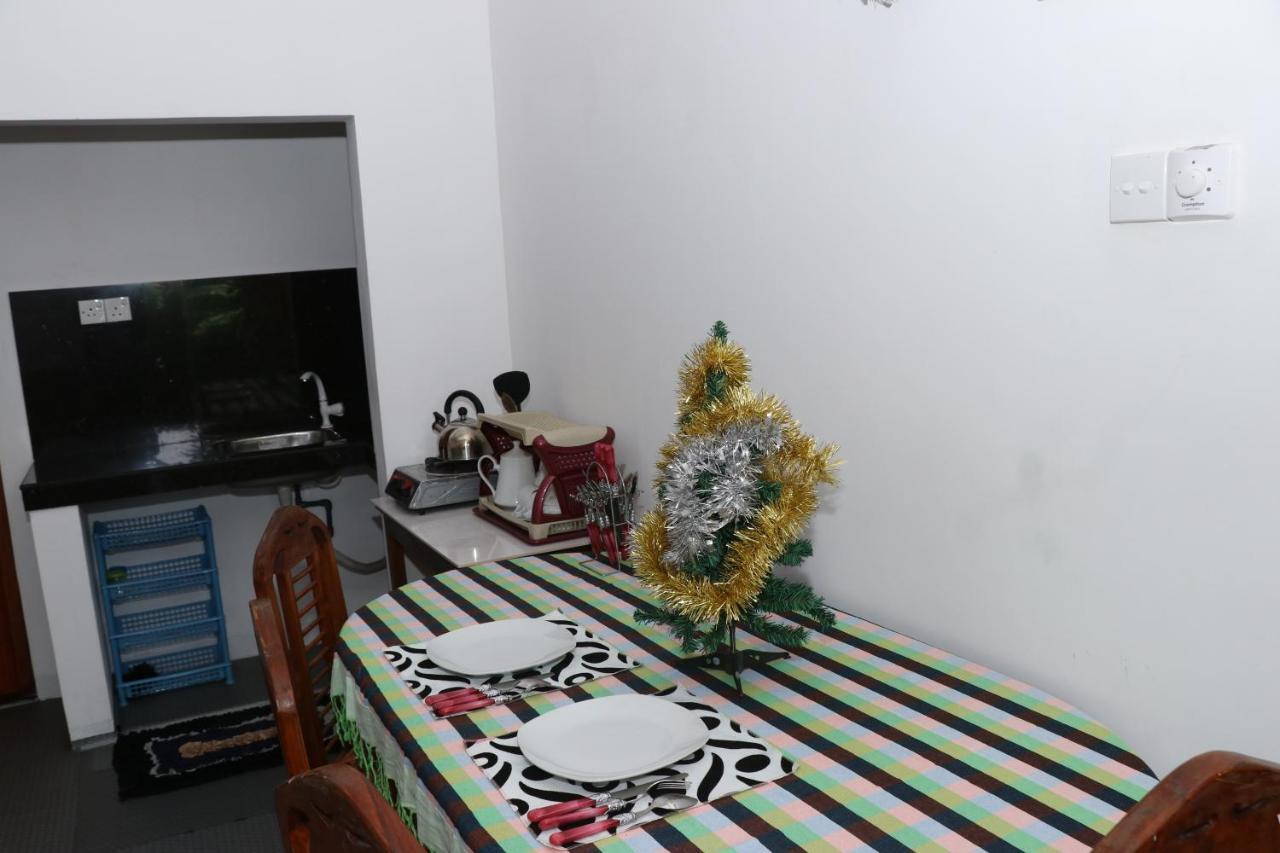 Great Yeheni Villa هيكادوفا المظهر الخارجي الصورة