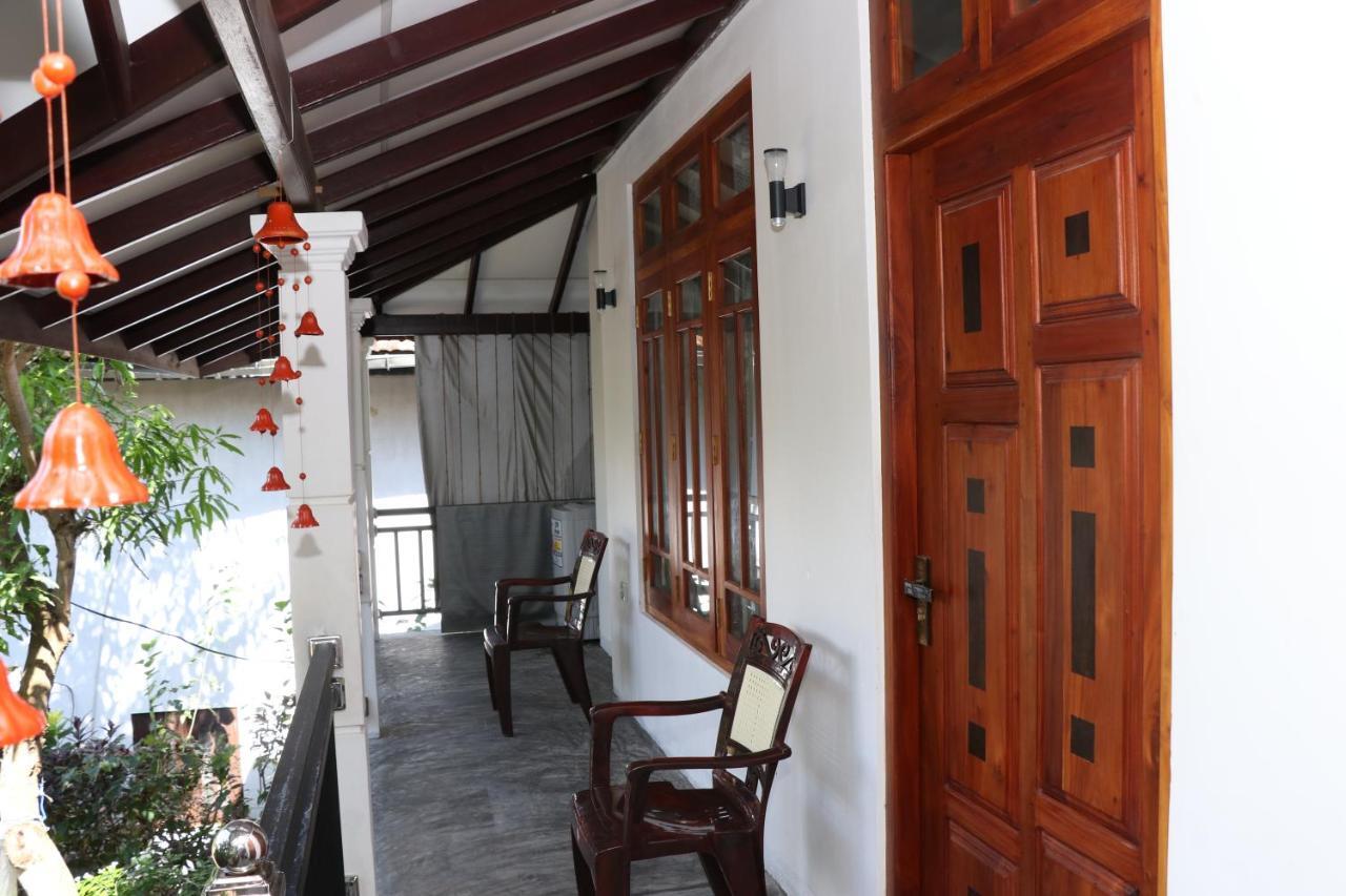 Great Yeheni Villa هيكادوفا المظهر الخارجي الصورة